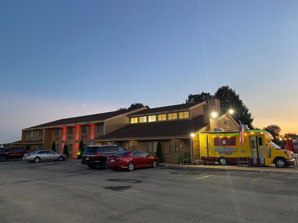 America'S Stay Inn Stewartville Экстерьер фото