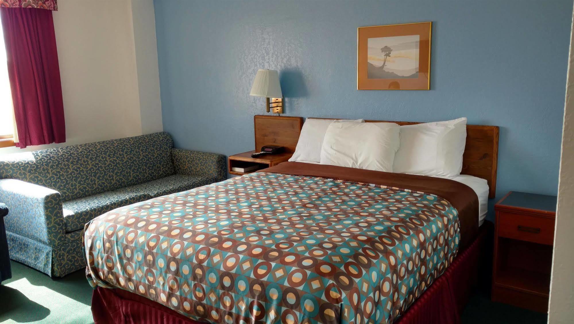 America'S Stay Inn Stewartville Экстерьер фото