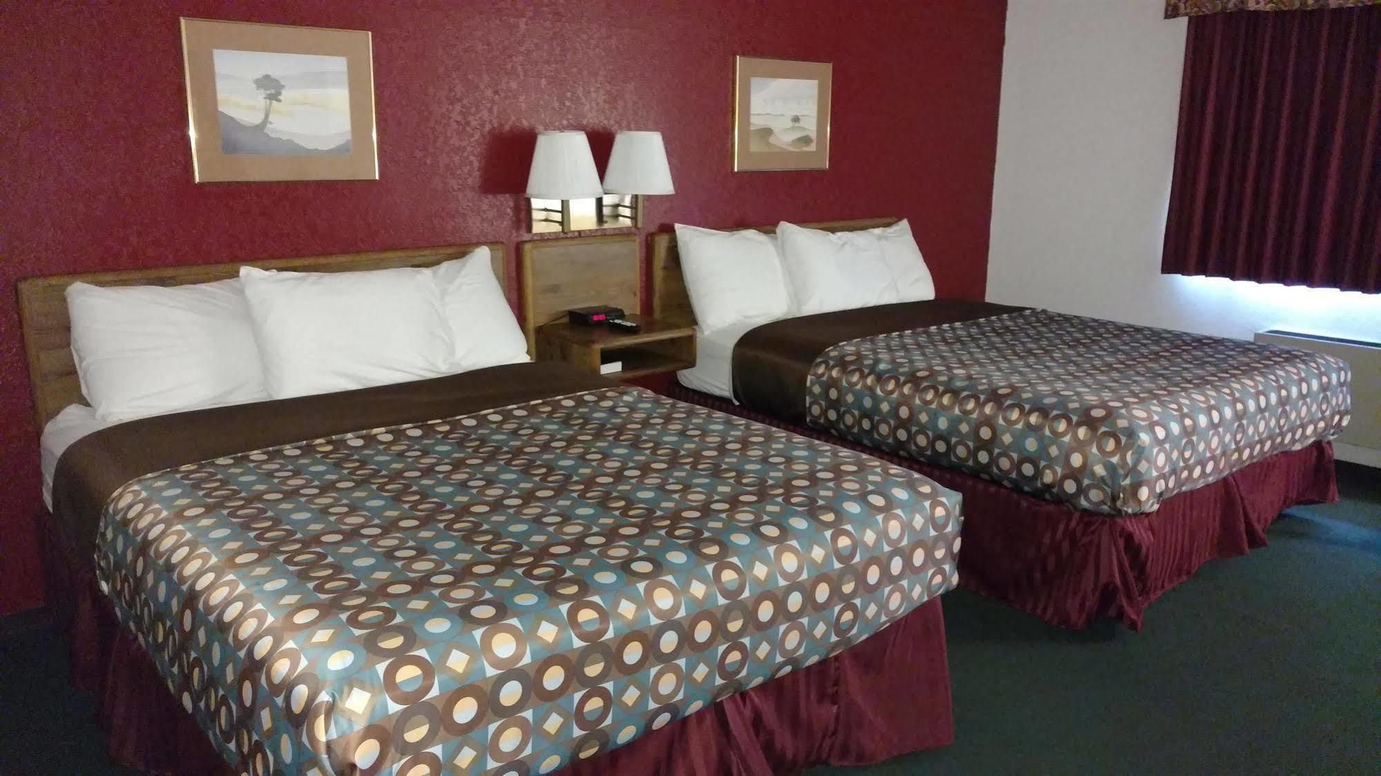 America'S Stay Inn Stewartville Экстерьер фото